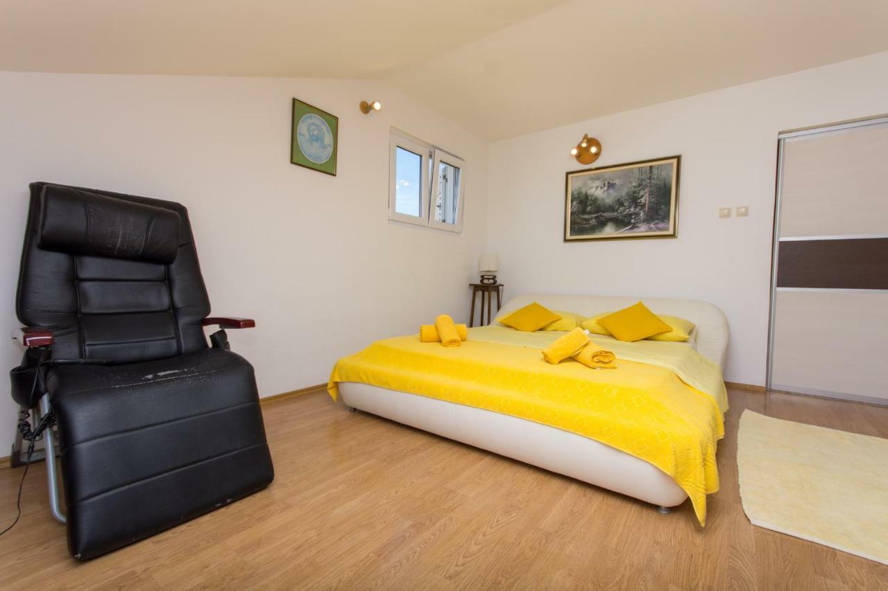 Apartmani Zana Okrug Gornji Exterior foto