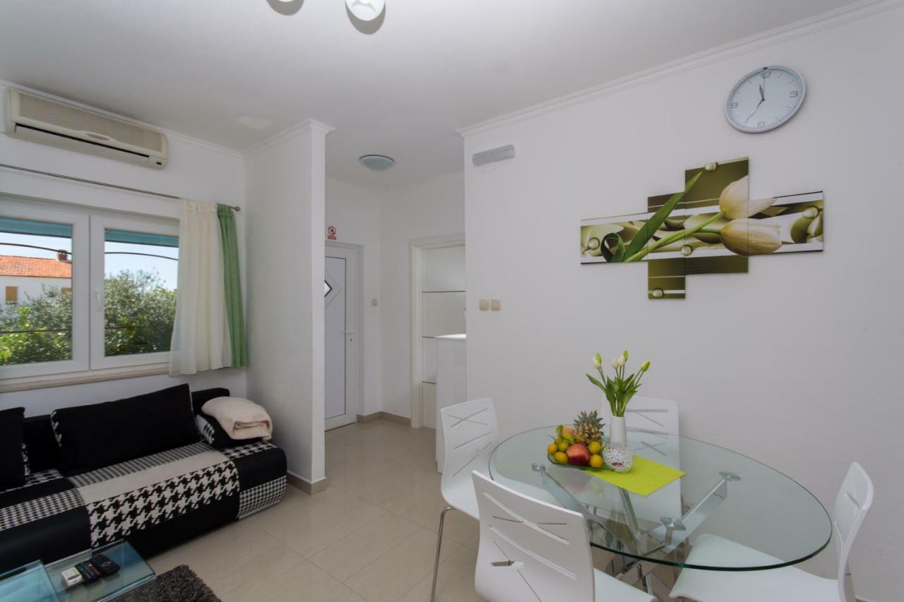 Apartmani Zana Okrug Gornji Exterior foto